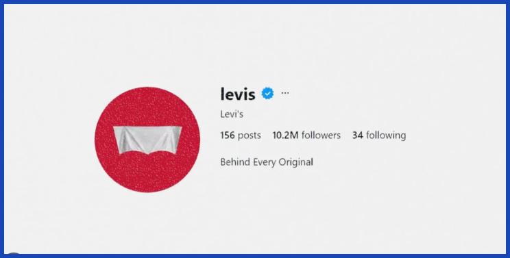 exterior Levi's banners